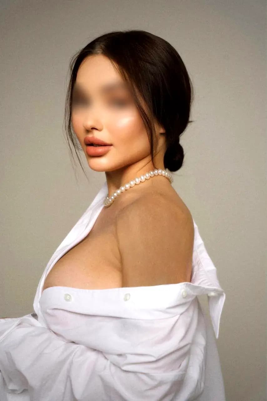 Anya — escort in dubai