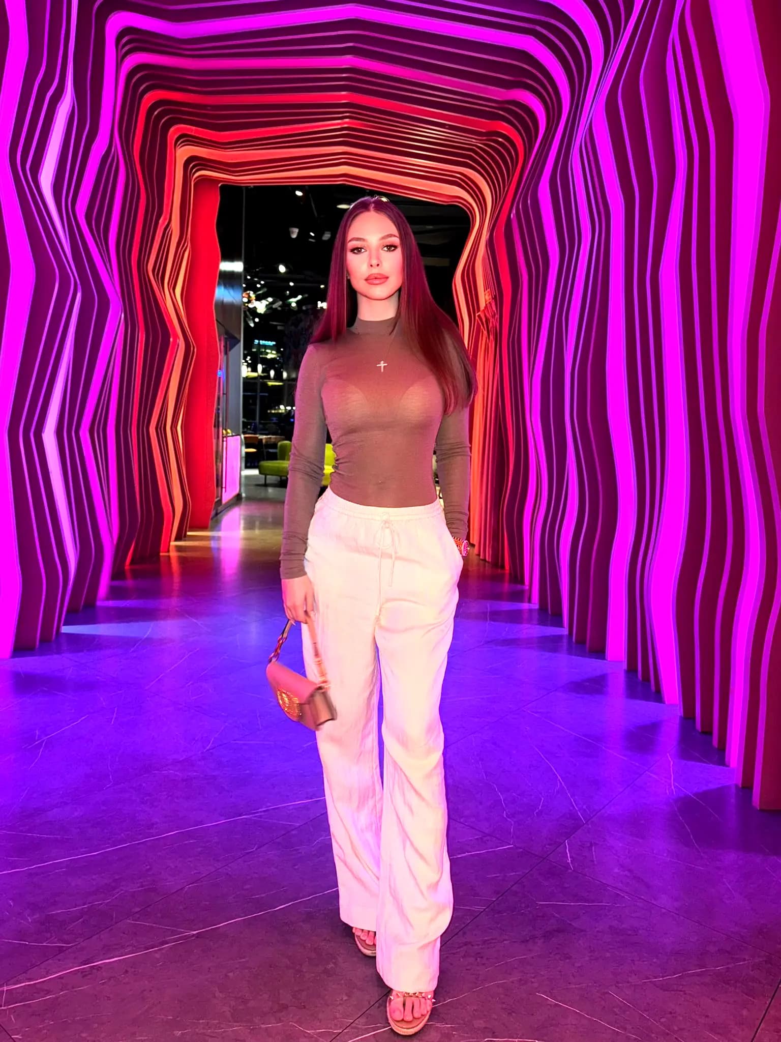 Sophie — escort in dubai